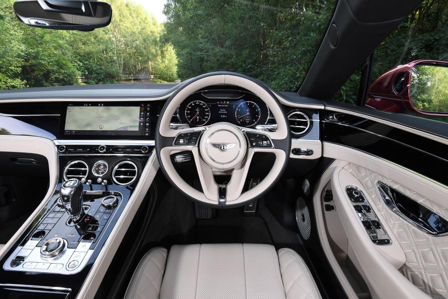 Торпедо Bentley Continental GT 2018 года  (UK) (фото 34 из 40)